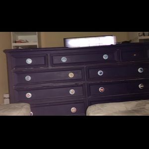 Blue dresser with 8 drawers